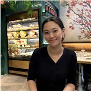 Trilingual teacher who teaches English and Japanese. Experience with children